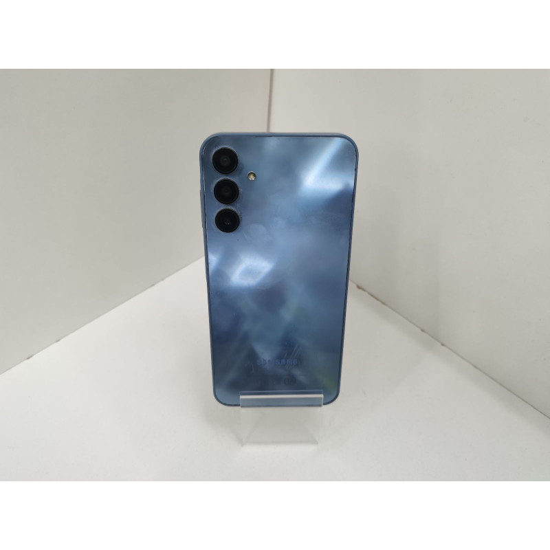 Мобильный телефон Samsung Galaxy A15 8/256 GB            
            б/у