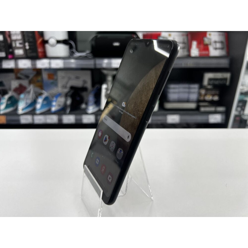 Мобильный телефон Samsung Galaxy A12 3/32 GB            
            б/у