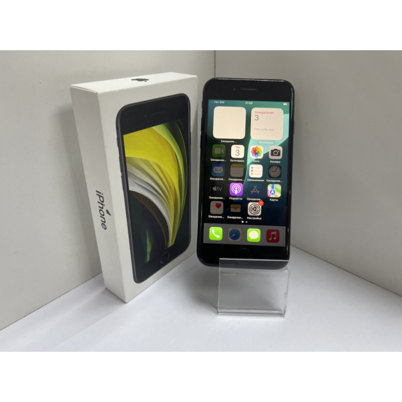 Мобильный телефон Apple iPhone SE 2020 3/128 GB            
            б/у