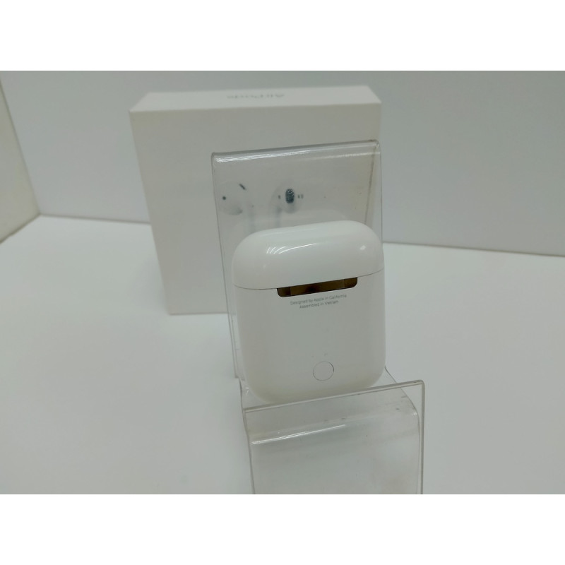 Наушники Беспроводные Внутриканальные Apple AirPods 2            
            б/у
