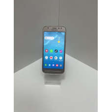 Мобильный телефон Samsung Galaxy J3 (2017) 2/16 GB.            
            б/у