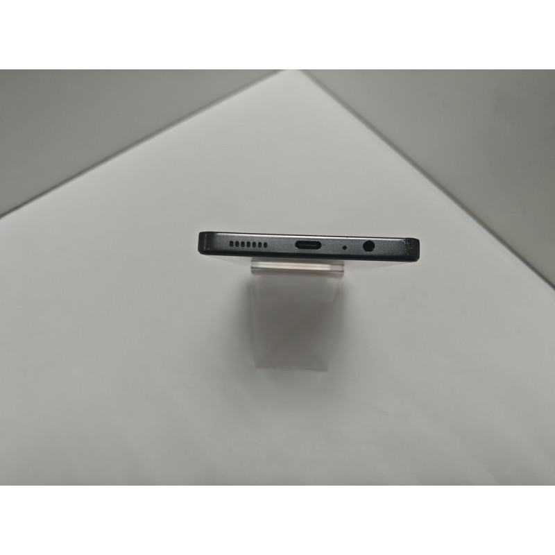 Мобильный телефон Tecno POVA 6 8/256 GB            
            б/у