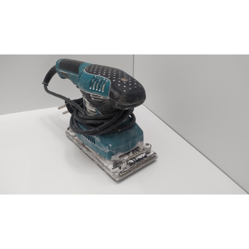 Вибрационная шлифовальная машина Makita BO3710            
            б/у