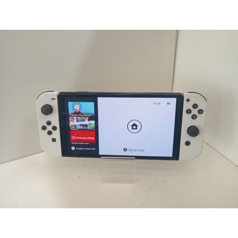 Игровые приставки Nintendo Switch OLED (HEG-001)            
            б/у