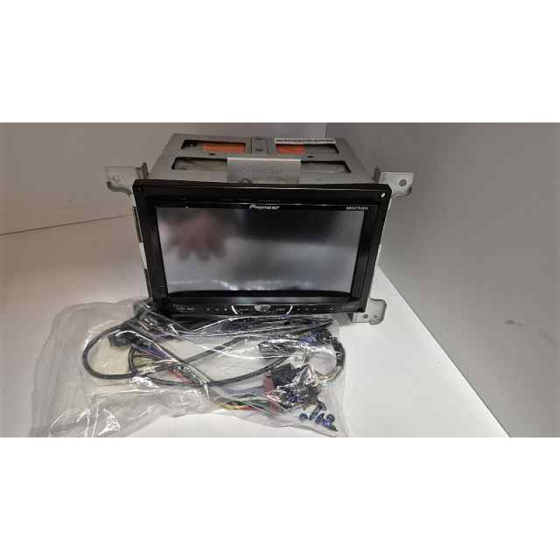 Автомагнитола Pioneer AVH-X4500DVD            
            б/у