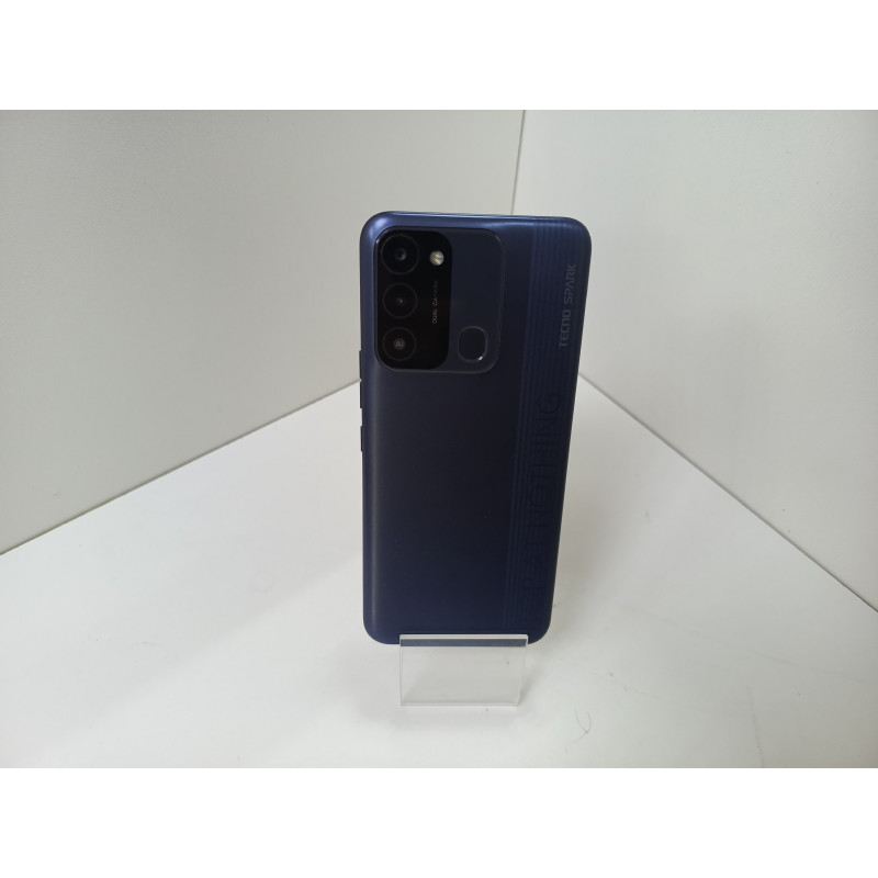 Мобильный телефон Tecno Spark 8C 4/64 GB            
            б/у