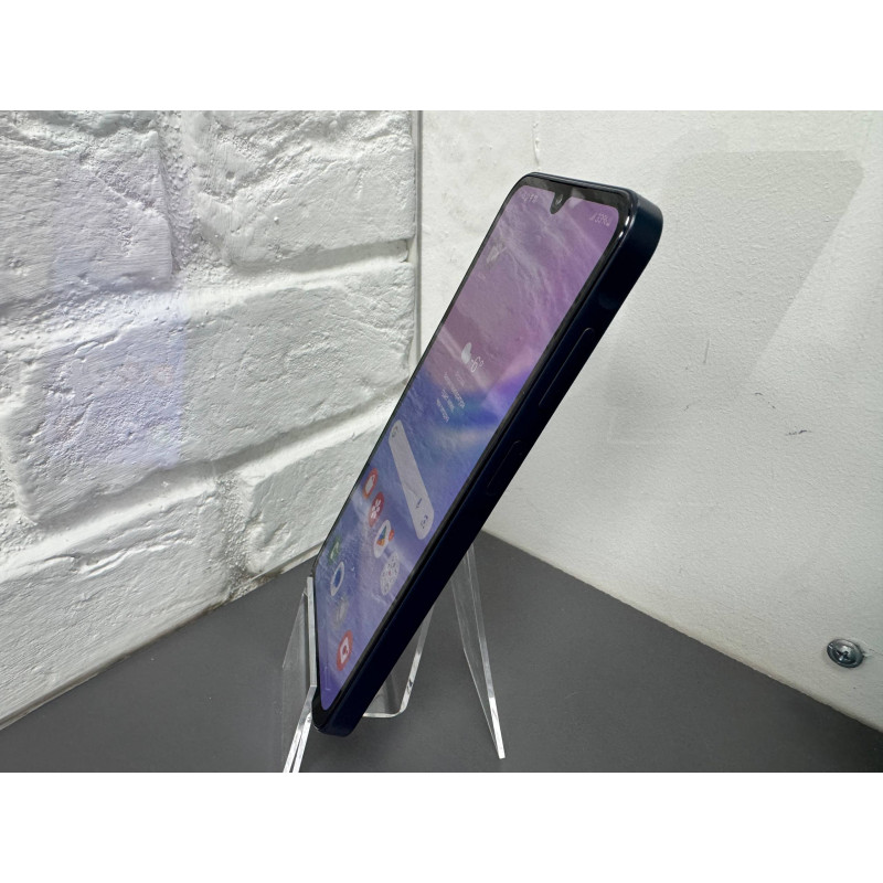 Мобильный телефон Samsung Galaxy A15 4/128 GB            
            б/у