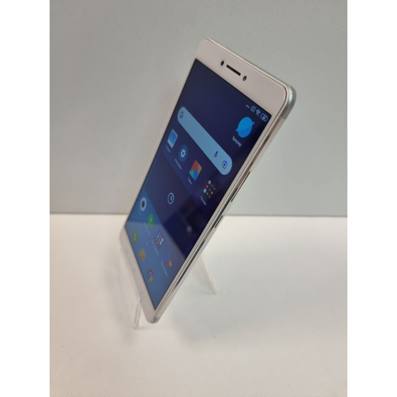Мобильный телефон Xiaomi Mi Max 3/64 GB            
            б/у