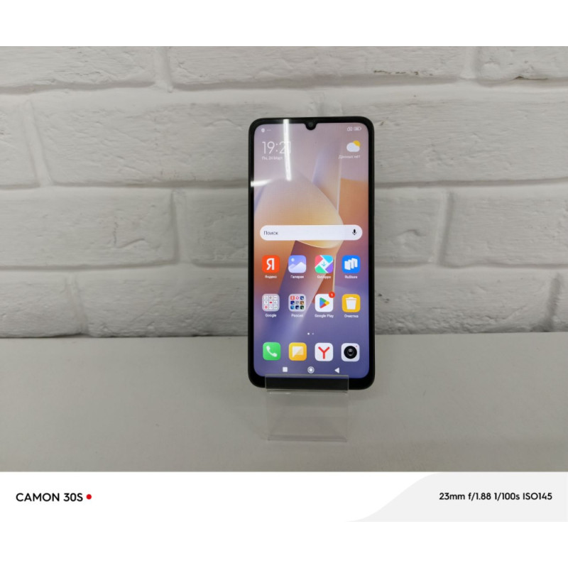 Мобильный телефон Xiaomi Redmi 13C 4/128 GB            
            б/у