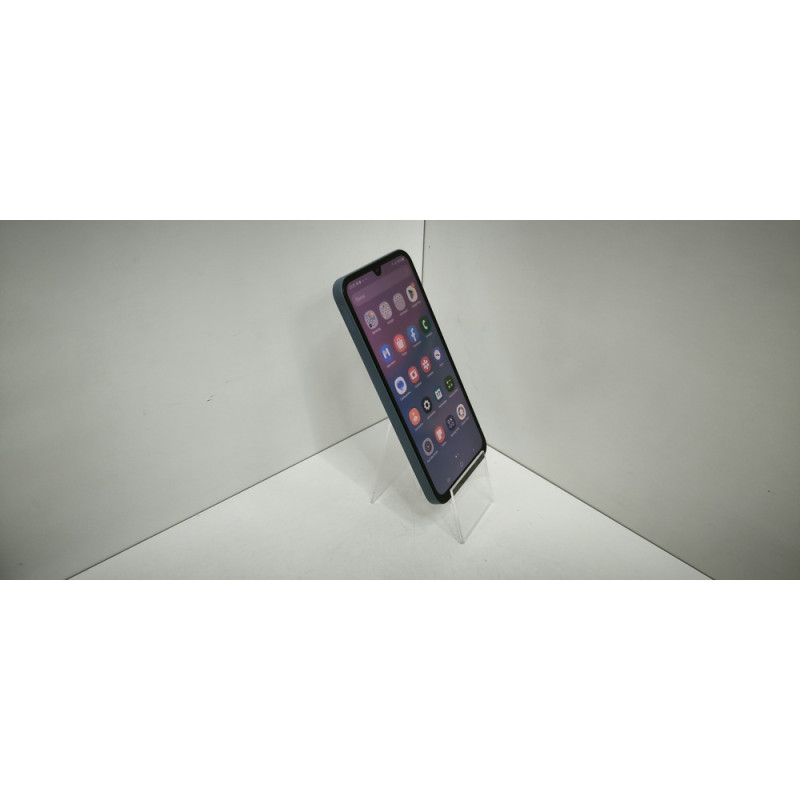 Мобильный телефон Samsung Galaxy A15 4/128 GB            
            б/у