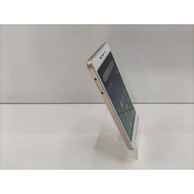 Мобильный телефон Xiaomi Redmi 4A 2/32 GB            
            б/у