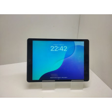 Планшет без SIM-карты Apple iPad (9th Gen) Wi-Fi 3/64GB            
            б/у