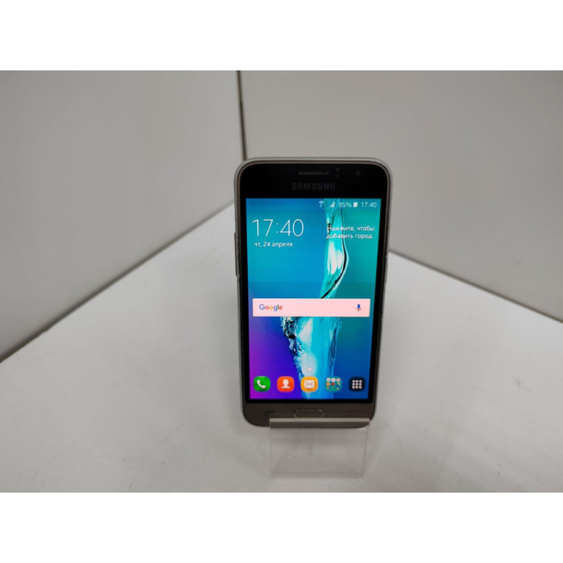 Мобильный телефон Samsung SM-J120F 1/8 GB            
            б/у