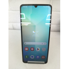 Мобильный телефон Samsung Galaxy A06 4/128 GB            
            б/у