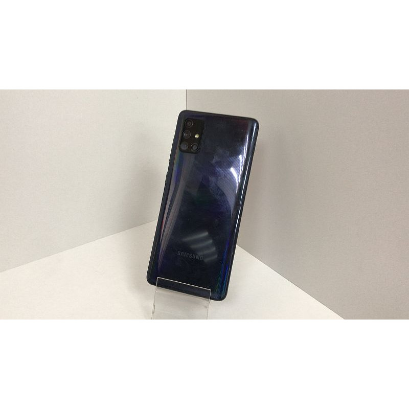 Мобильный телефон Samsung Galaxy A71 8/128 GB            
            б/у