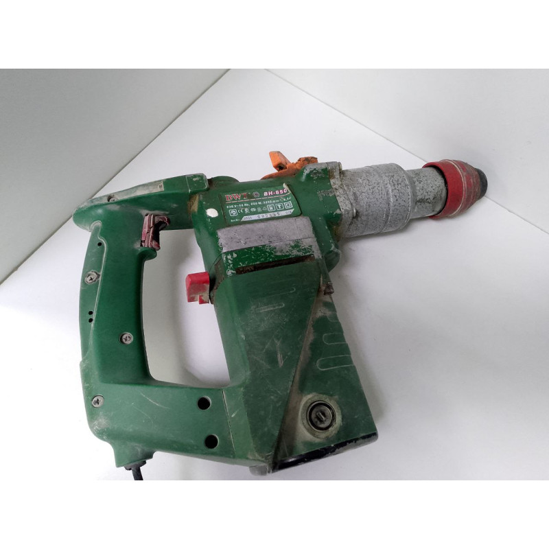Перфораторы DWT BH-850            
            б/у