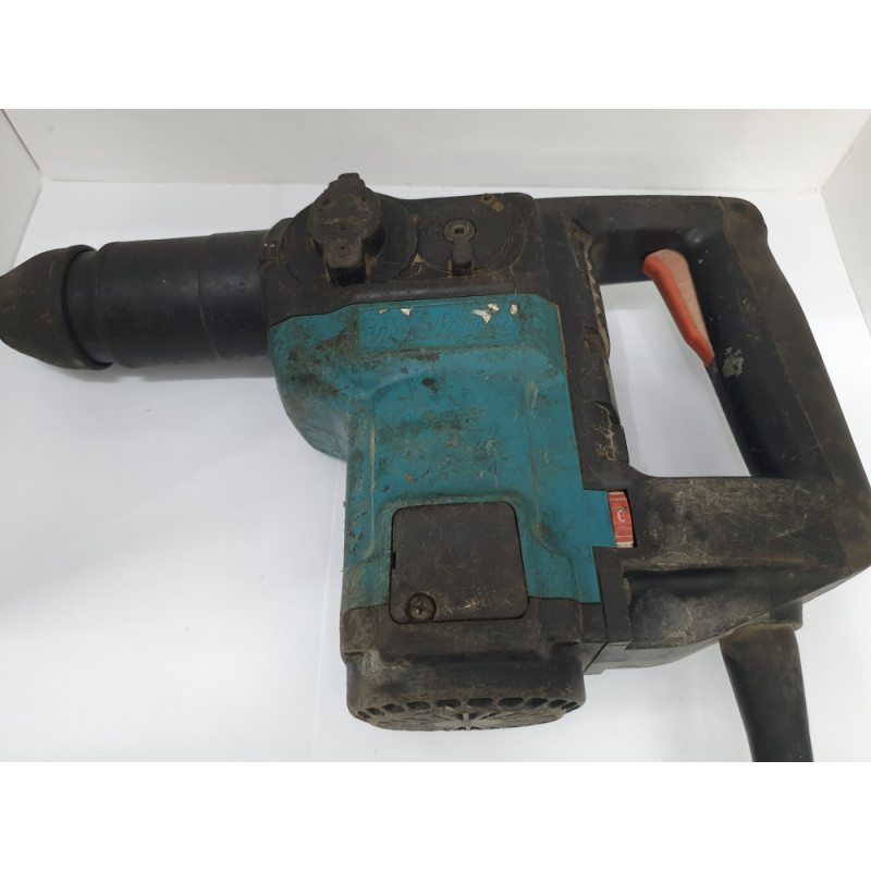 Перфораторы Makita HR3000C            
            б/у
