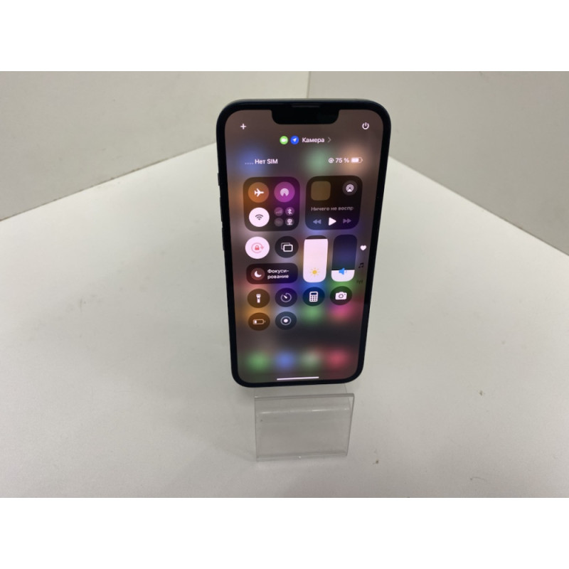 Мобильный телефон Apple iPhone 14 6/128 GB            
            б/у