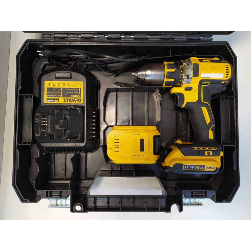 Шуруповерт Dewalt DCD732D2            
            б/у
