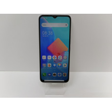 Мобильный телефон Tecno Spark 8C 4/64 GB            
            б/у