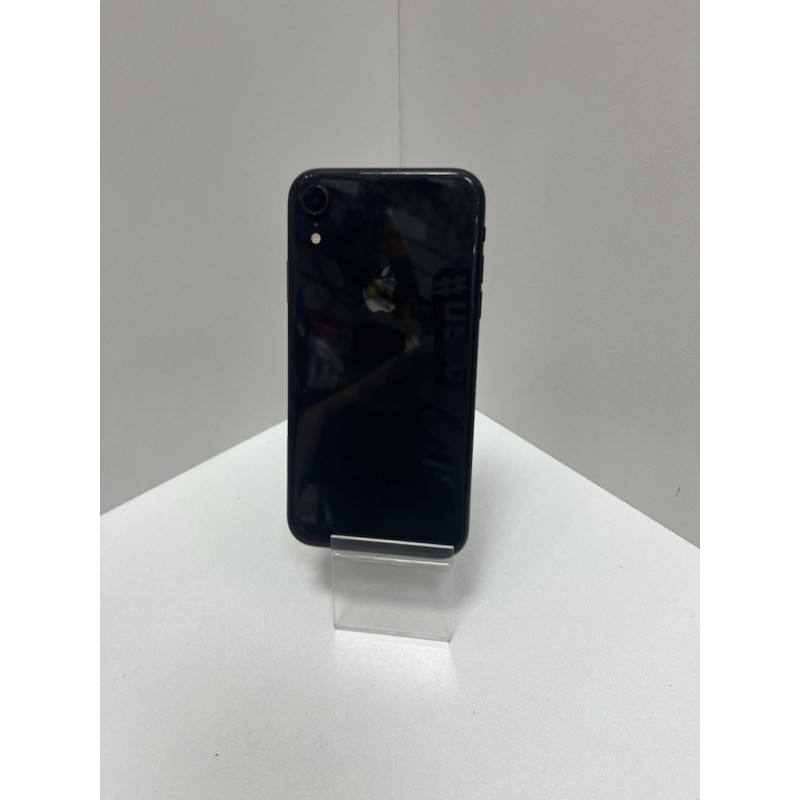 Мобильный телефон Apple iPhone XR 3/128 GB            
            б/у