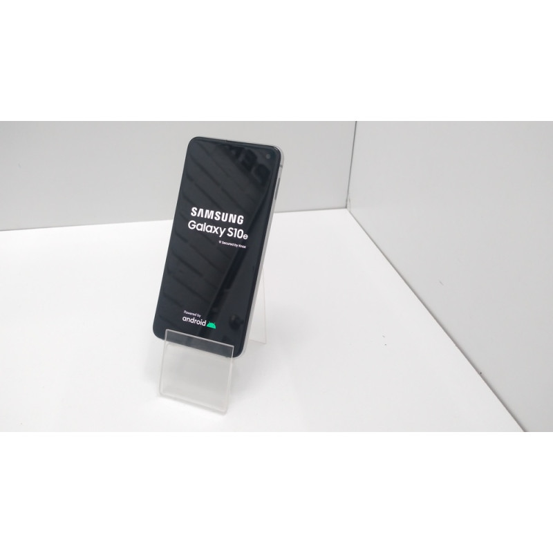 Мобильный телефон Samsung Galaxy S10e 6/128 GB            
            б/у