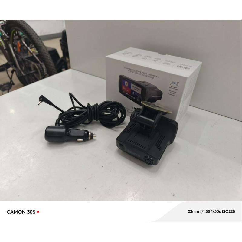 Видеорегистратор iBox Combo F5+ Signature            
            б/у