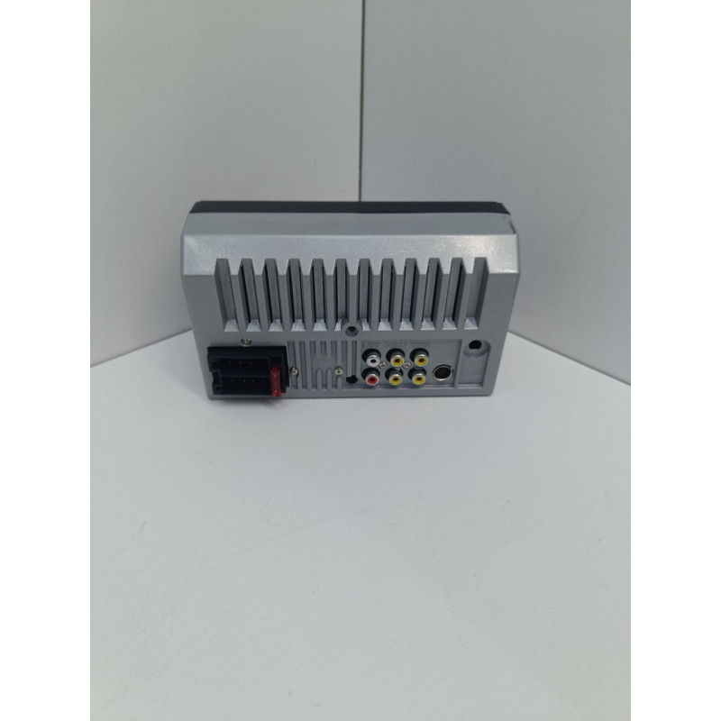 Автомагнитола CAR MP5 PLAYER 7010B            
            б/у