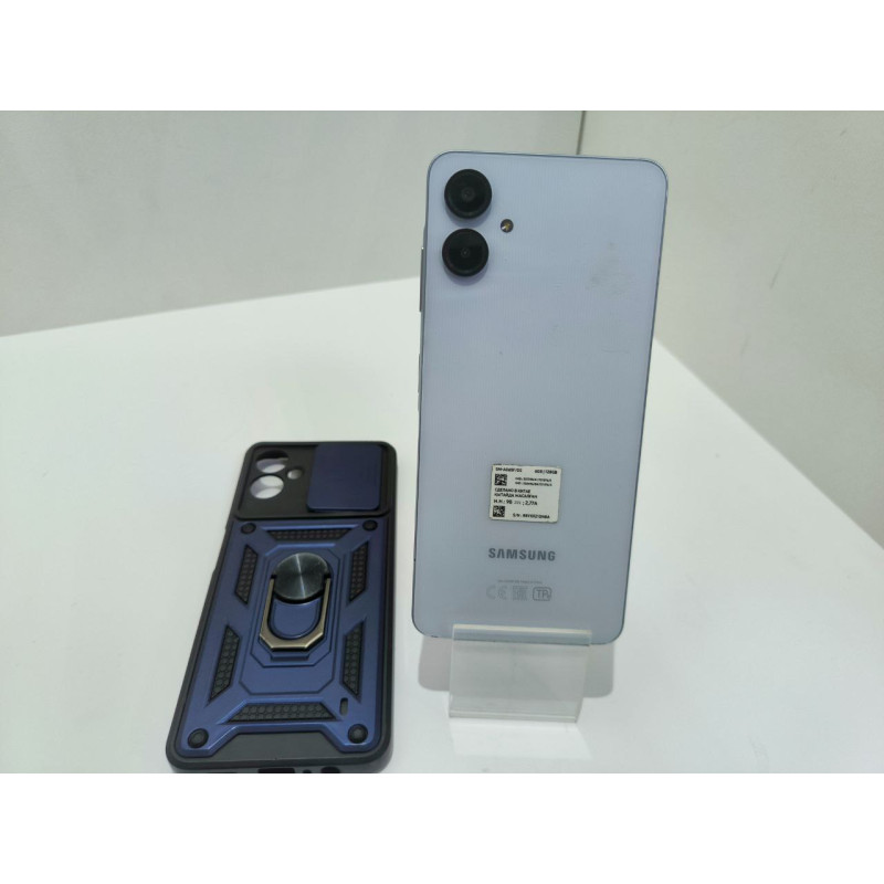 Мобильный телефон Samsung Galaxy A06 6/128 GB            
            б/у
