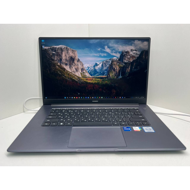 Ноутбук HUAWEI MateBook D15            
            б/у
