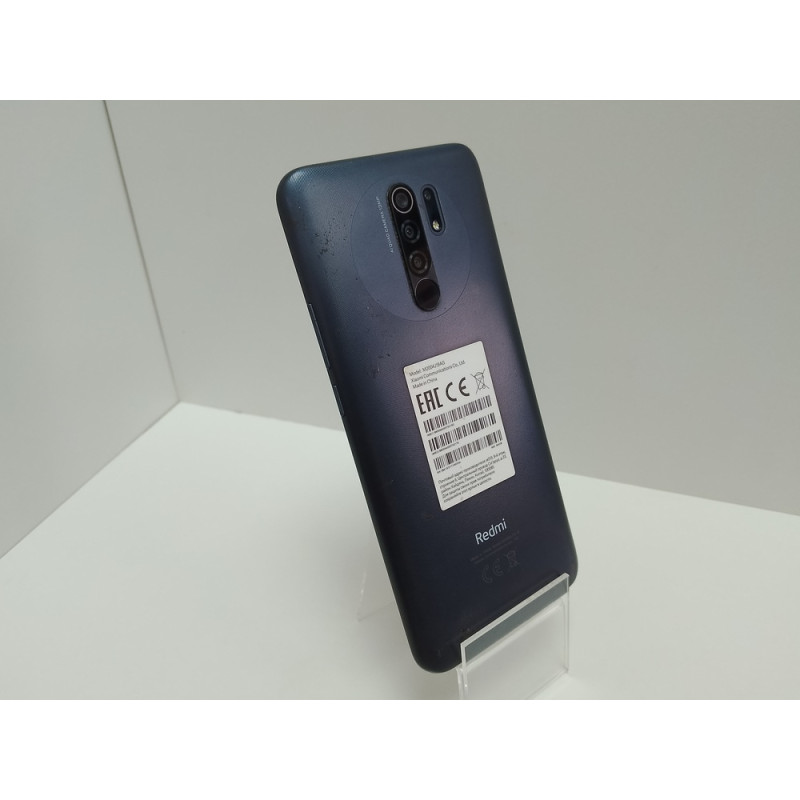 Мобильный телефон Xiaomi Redmi 9 4/64 GB            
            б/у