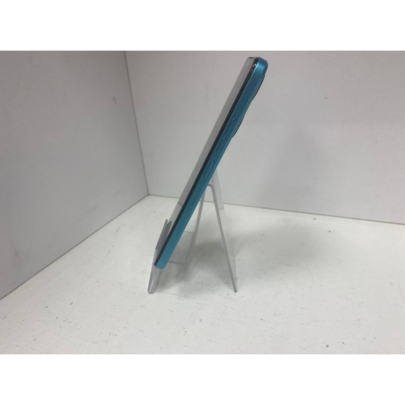 Мобильный телефон Tecno Spark Go 2023 3/64 GB            
            б/у