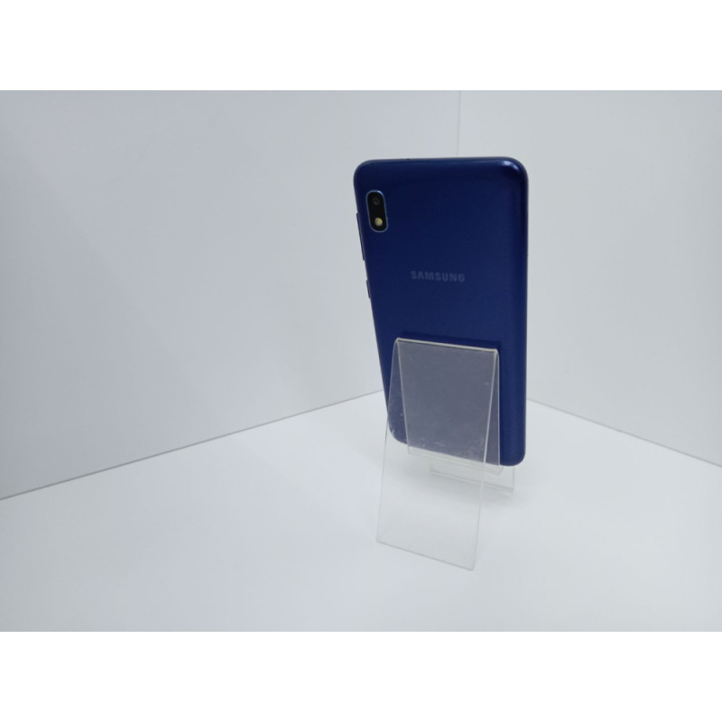 Мобильный телефон Samsung Galaxy A10 2/32 GB            
            б/у