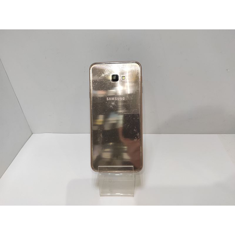 Мобильный телефон Samsung Galaxy J4+ 3/32 GB            
            б/у