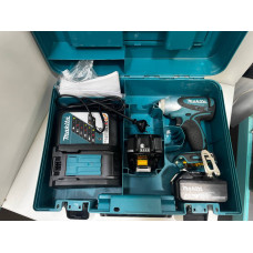 Гайковерт Makita DTW251RME            
            б/у