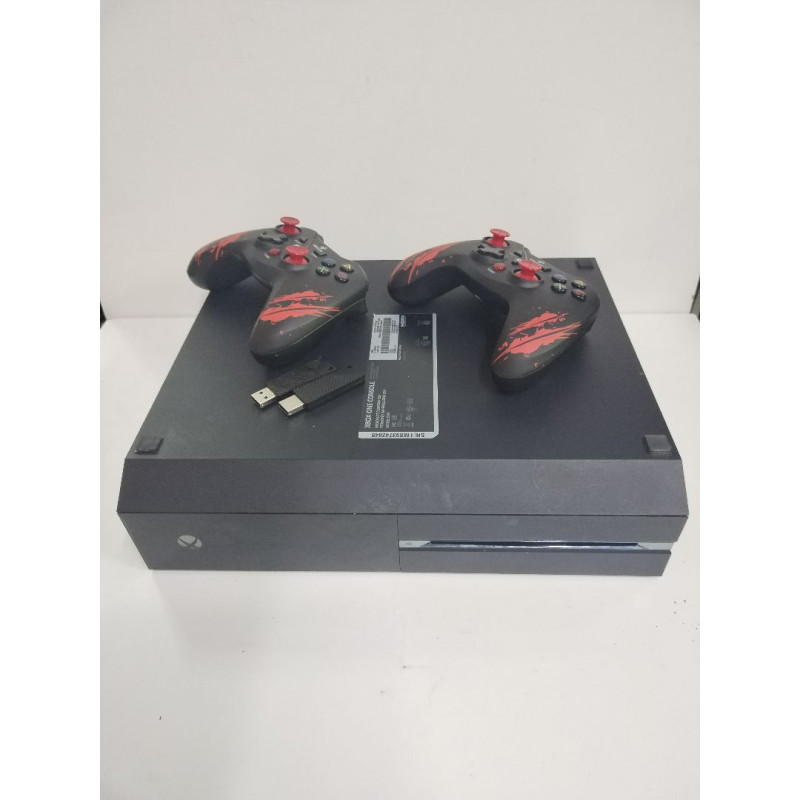 Игровые приставки Microsoft Xbox One 500GB            
            б/у