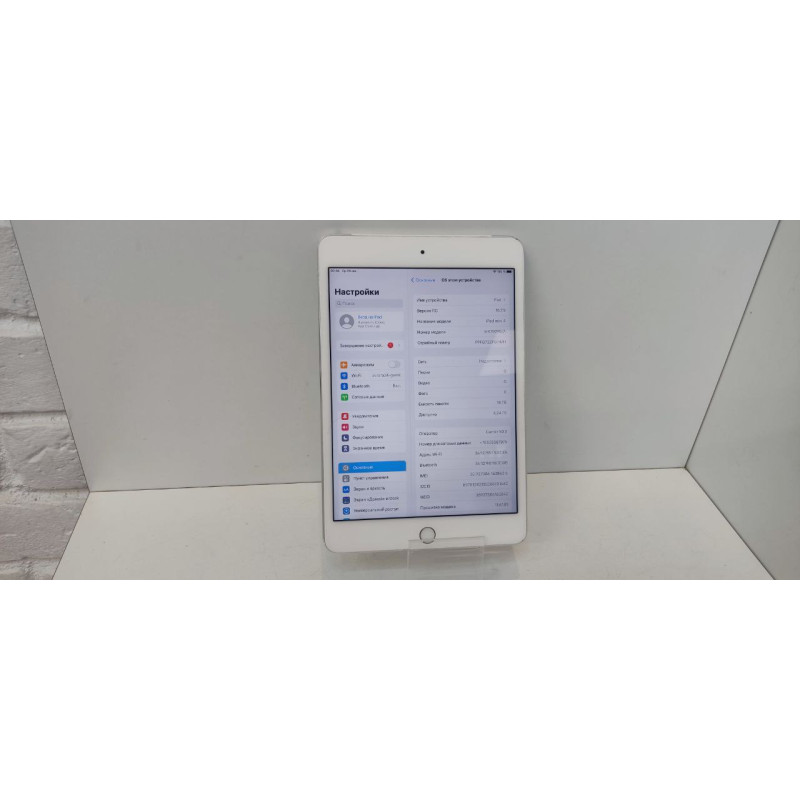 Планшет с SIM-картой Apple iPad mini 4 16Gb Wi-Fi + Cellular            
            б/у