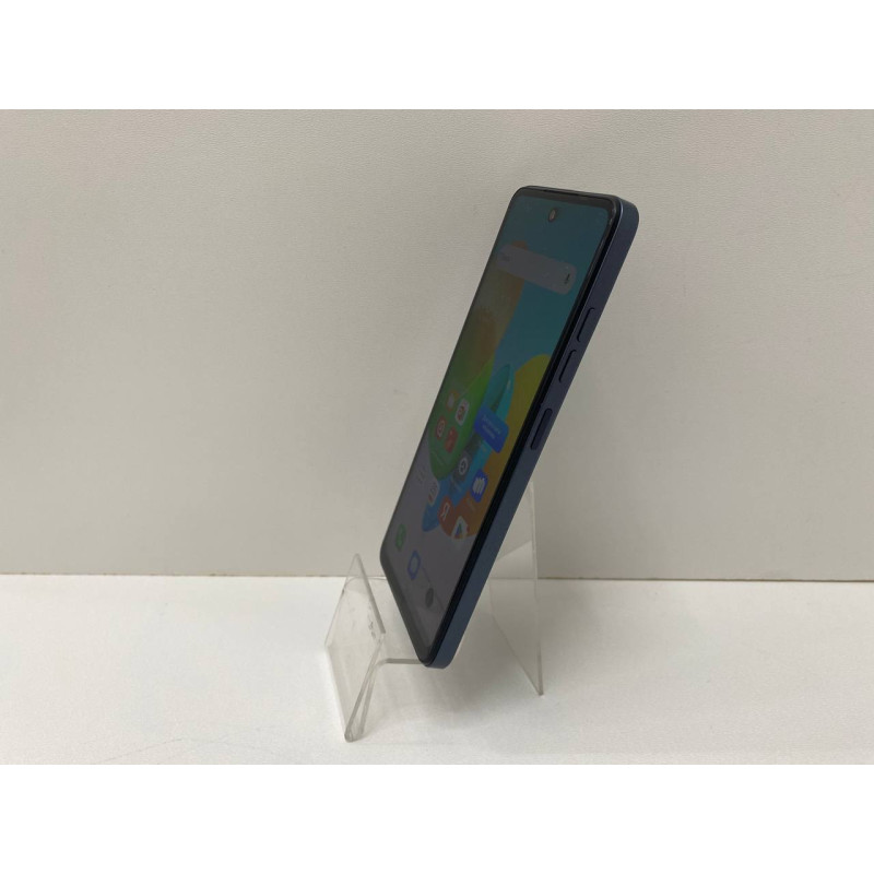 Мобильный телефон Tecno Spark 20C 4/128 GB            
            б/у