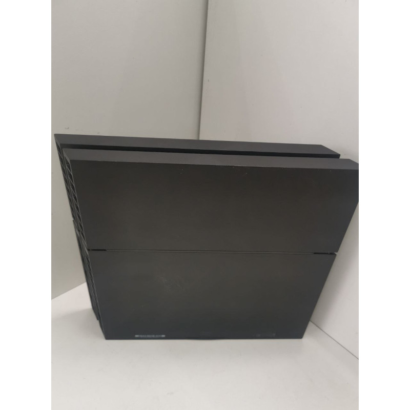 Игровые приставки Sony Playstation 4 500GB (CUH-1208A)            
            б/у