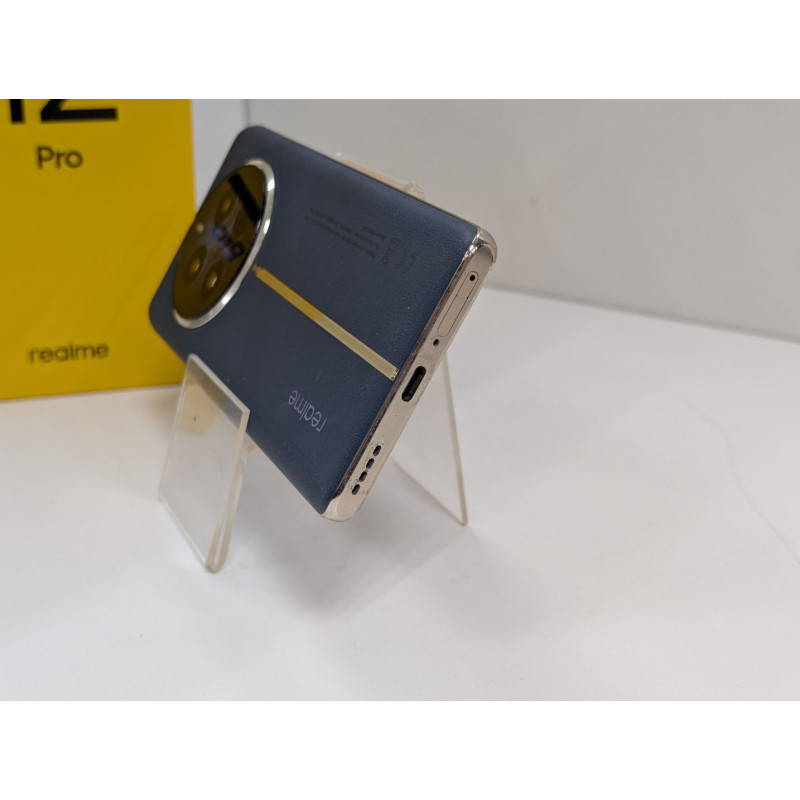 Мобильный телефон REALME 12 Pro 12/512 GB            
            б/у