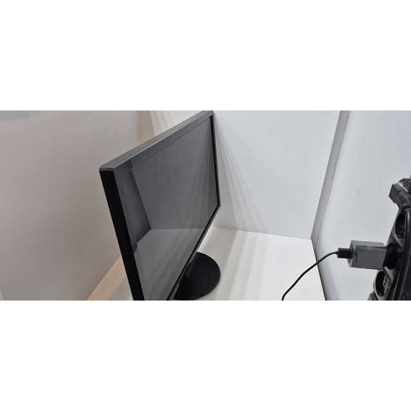 Мониторы Acer V235HL            
            б/у