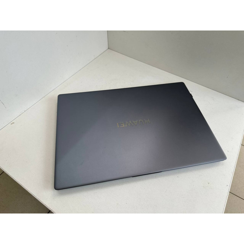 Ноутбук HUAWEI MateBook D16 MCLF-X            
            б/у