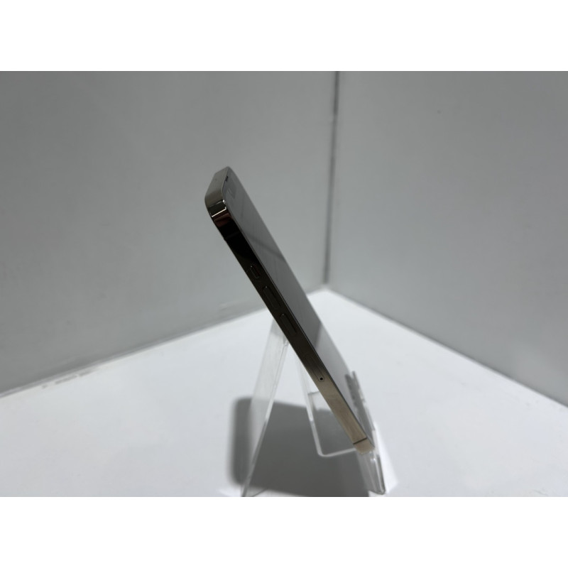 Мобильный телефон Apple iPhone 13 Pro 6/128 GB            
            б/у