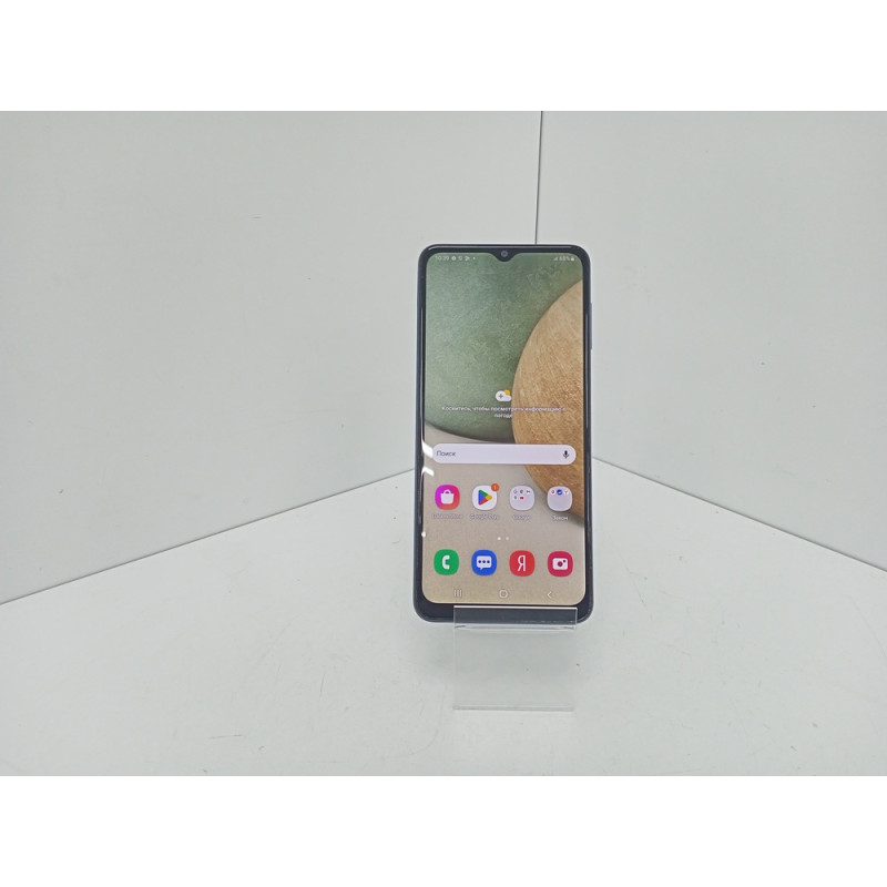 Мобильный телефон Samsung Galaxy A12 3/32 GB            
            б/у