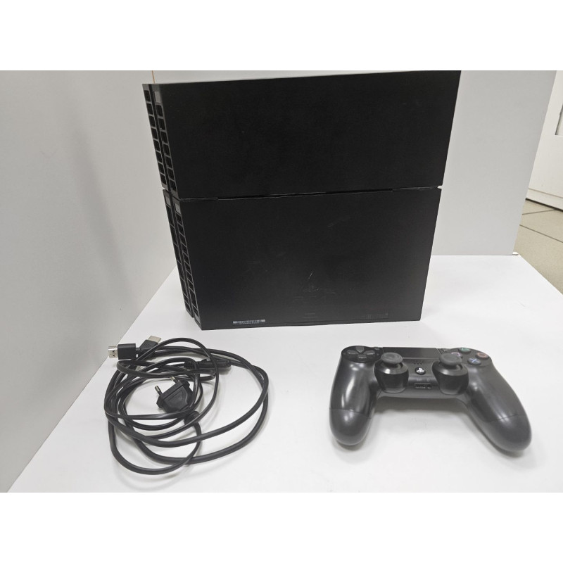 Игровые приставки Sony Playstation 4 500GB (CUH-1108A)            
            б/у