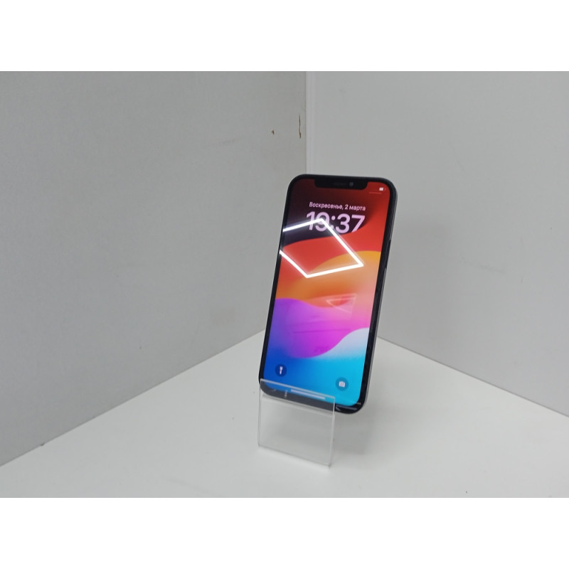 Мобильный телефон Apple iPhone 12 4/128 GB            
            б/у