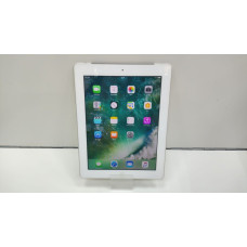 Планшет без SIM-карты Apple iPad 9.7 5th Gen Wi-Fi A1822 2/32GB            
            б/у
