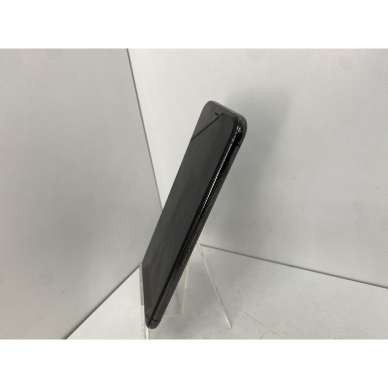 Мобильный телефон Apple iPhone 11 Pro Max 4/64 GB            
            б/у