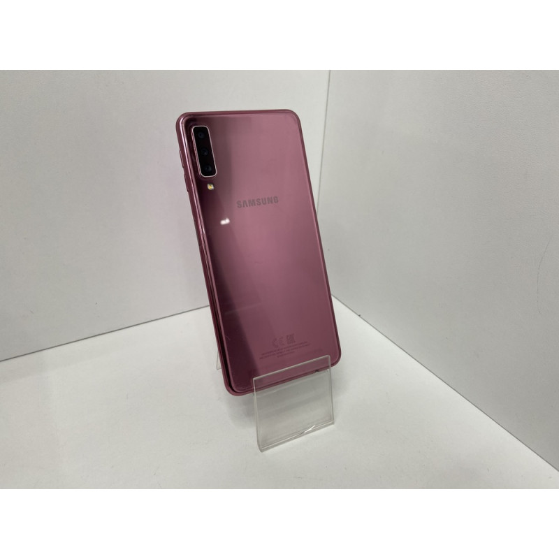 Мобильный телефон Samsung Galaxy A8 (2018) 4/32 GB            
            б/у