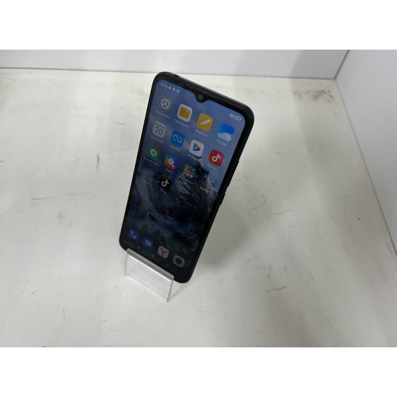 Мобильный телефон Xiaomi Redmi 9A 2/32 GB            
            б/у